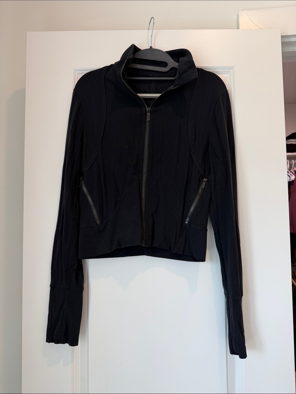 Lululemon Women’s Black Zip-Front Lightweight Jacket